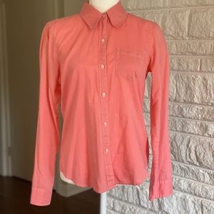 ✅American Eagle Salmon Button Down